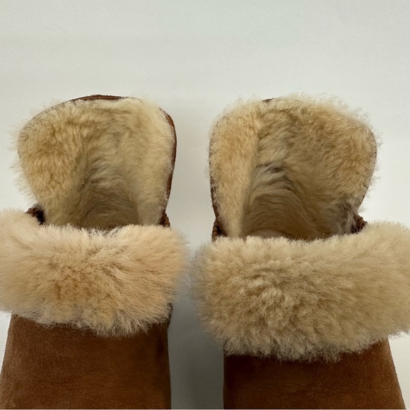 UGG McKay - Picture 8 of 8